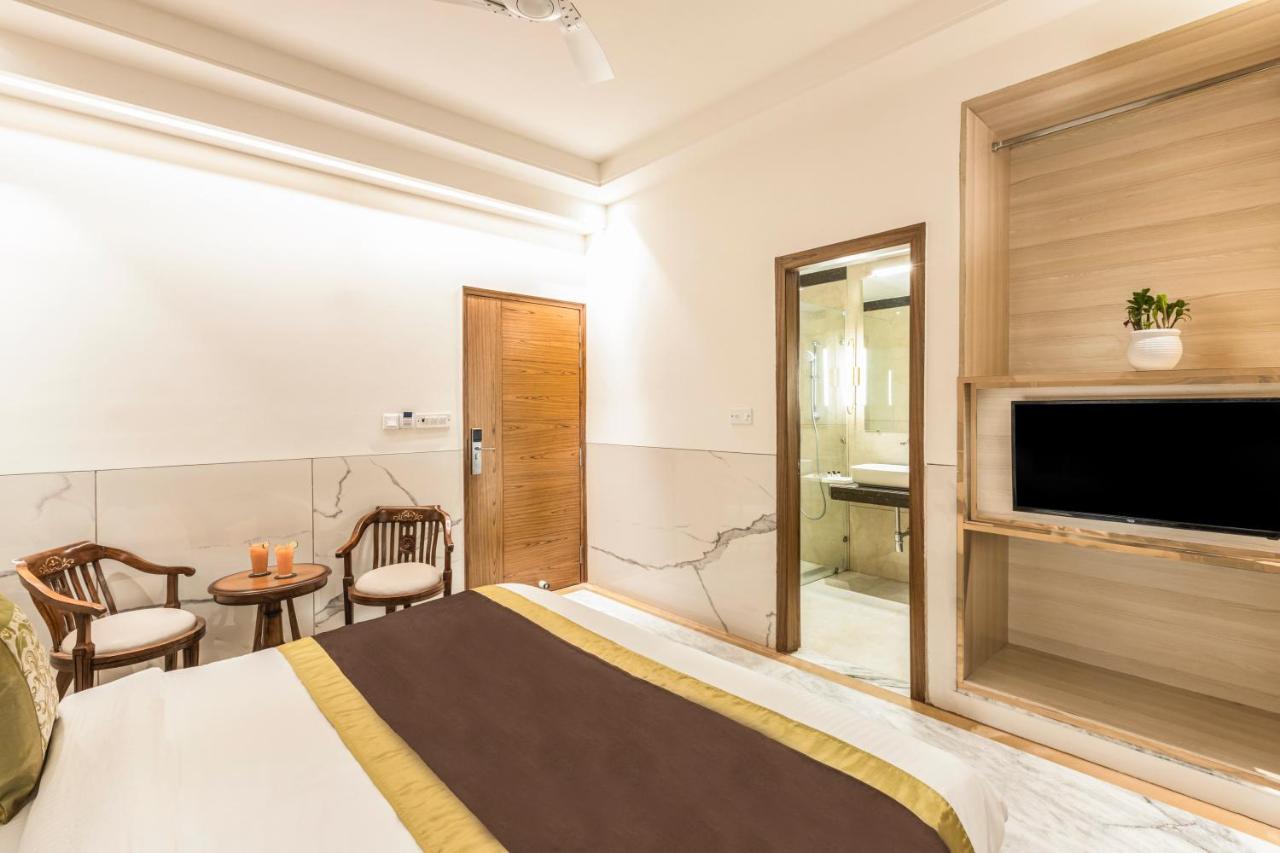 Hotel Star By Star Group- Near Delhi Airport Nueva Delhi Exterior foto