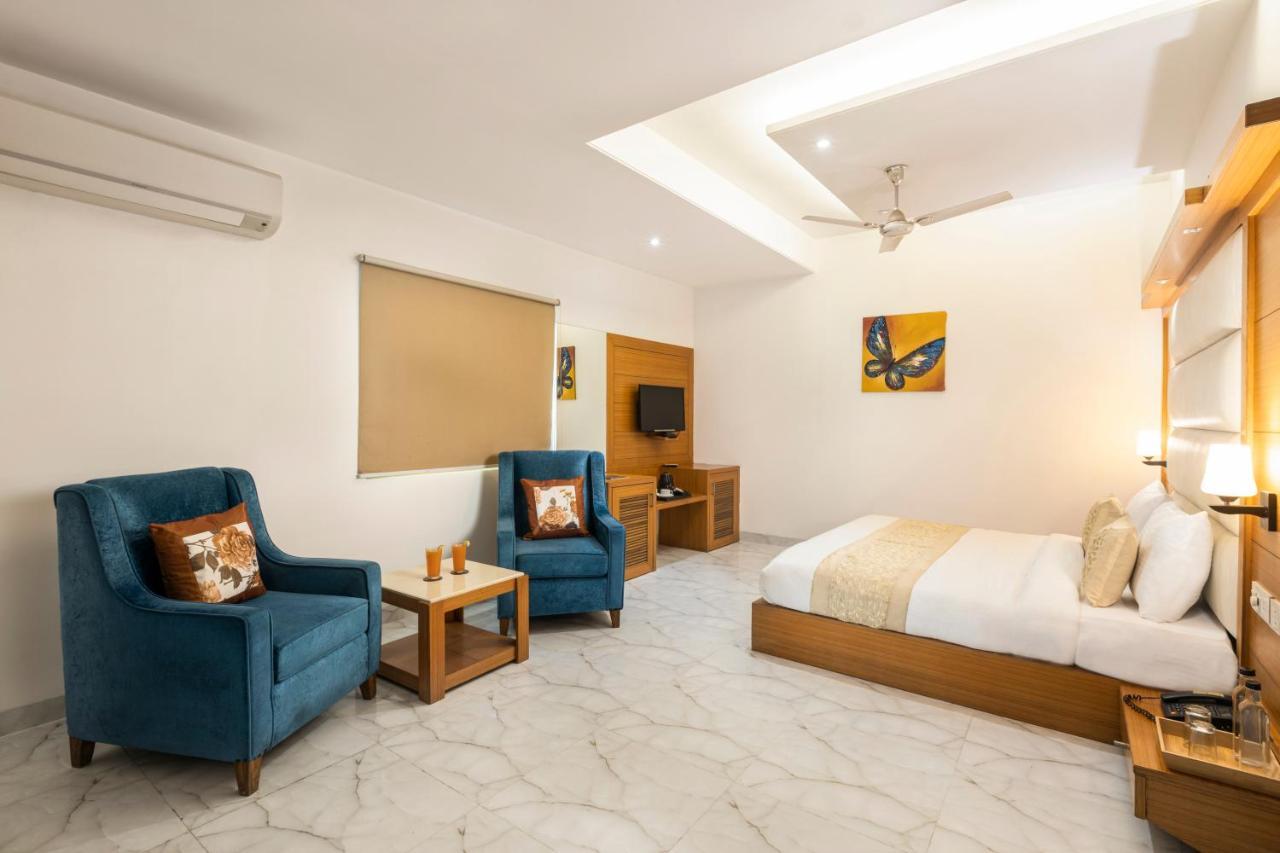 Hotel Star By Star Group- Near Delhi Airport Nueva Delhi Exterior foto