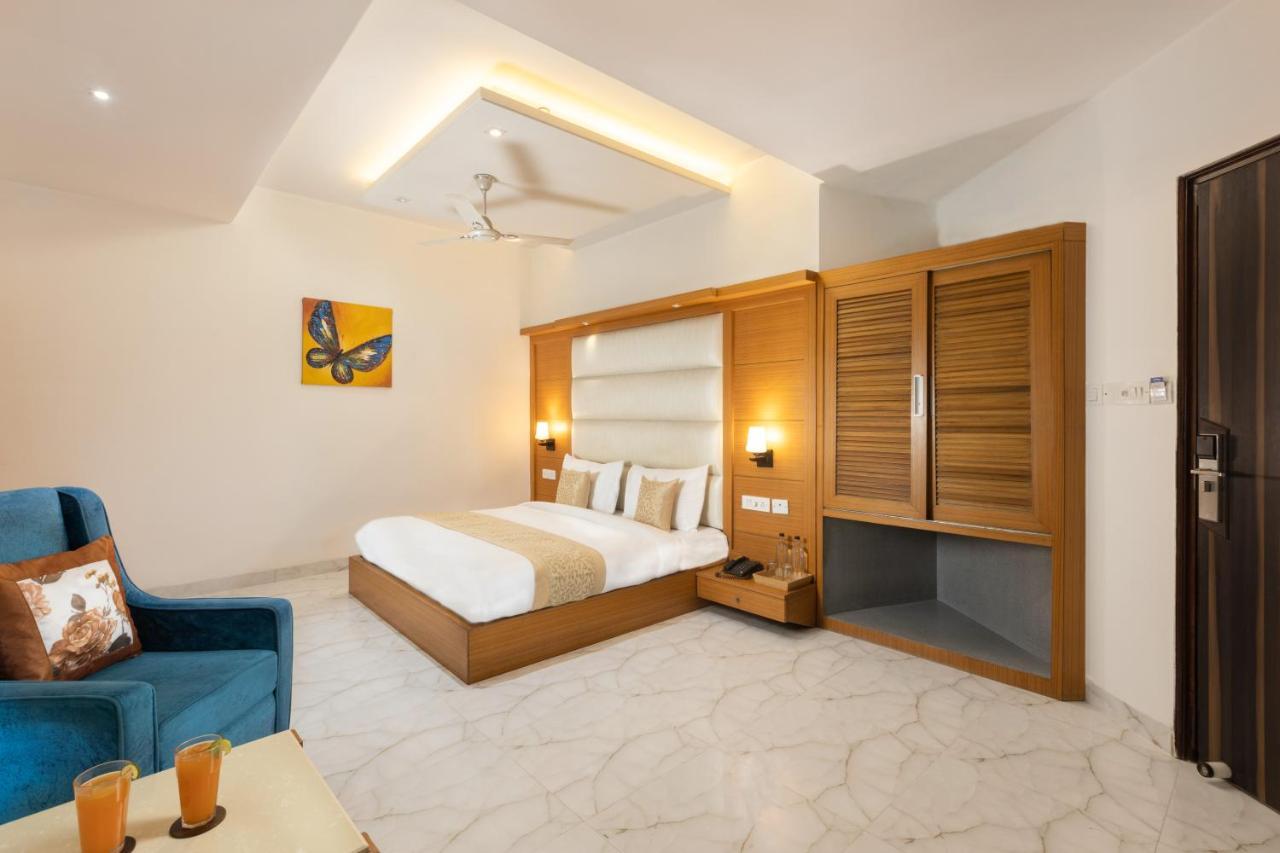Hotel Star By Star Group- Near Delhi Airport Nueva Delhi Exterior foto
